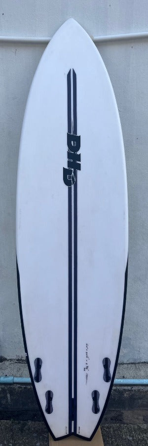 DHD Surfboards / Phoenix 5'10" - USED